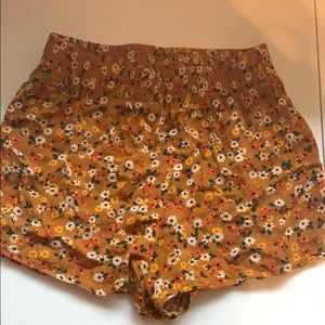NWOT Rue21 Floral shorts